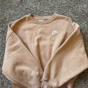 NWOT Nike Beige Crewneck Sweatshirt